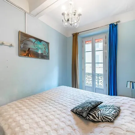 Nice 2 Bedroom Near The Palais Des Festivals Cannes