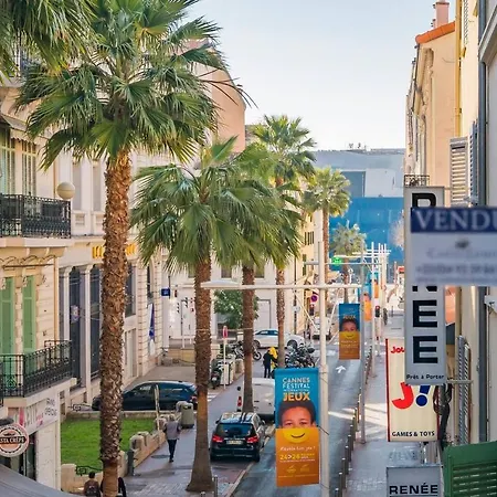 Nice 2 Bedroom Near The Palais Des Festivals *